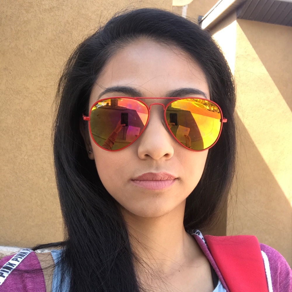 ⭐️Boutique / haus of clōthz